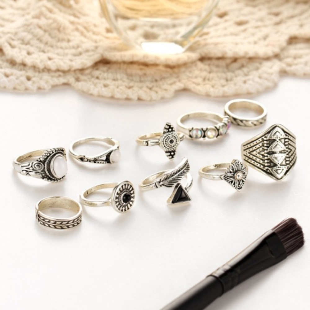 Gorgeous 10 piece  Ring Set - Picture 3 of 4
